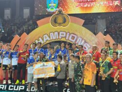 Tim Voli Putra Polda Jatim Juara Kapolri Cup 2024 usai Kalahkan Tim Polda Jabar di Laga Final